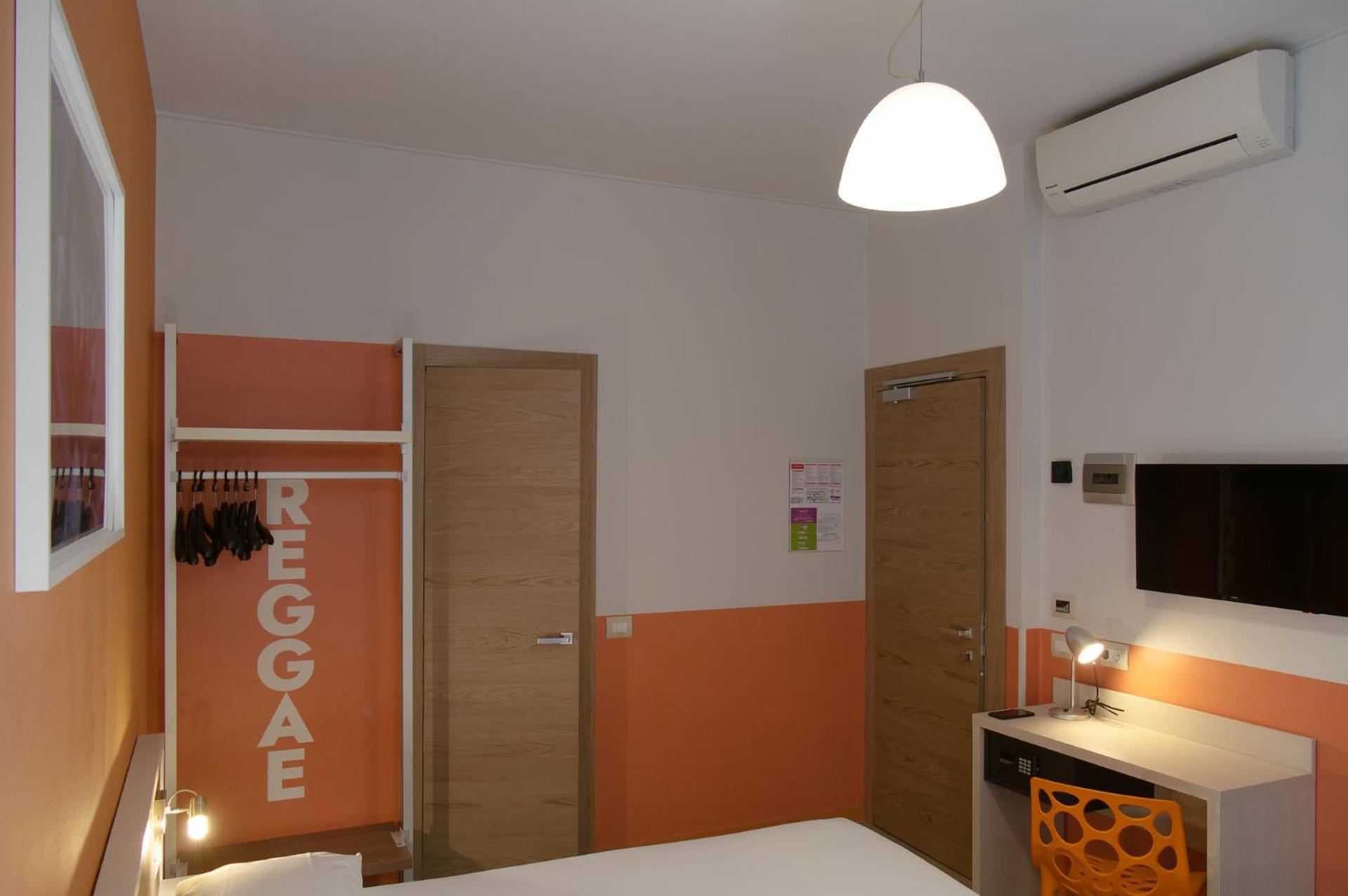 Hotel Nologo Genoa Exterior photo